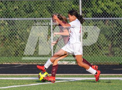 Thumbnail 2 in Indianapolis Cardinal Ritter vs. Brebeuf Jesuit Preparatory (IHSAA 2A Sectional Semi-final) photogallery.