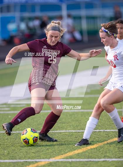 Thumbnail 1 in Indianapolis Cardinal Ritter vs. Brebeuf Jesuit Preparatory (IHSAA 2A Sectional Semi-final) photogallery.