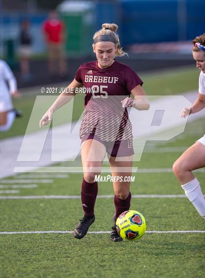 Thumbnail 3 in Indianapolis Cardinal Ritter vs. Brebeuf Jesuit Preparatory (IHSAA 2A Sectional Semi-final) photogallery.
