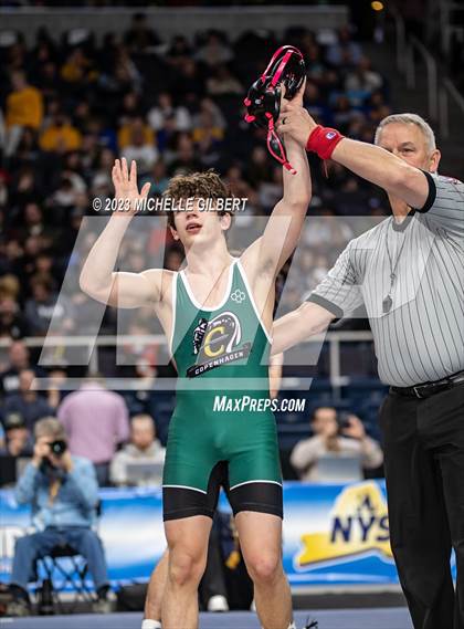 Thumbnail 3 in NYSPHSAA D2 Finals photogallery.