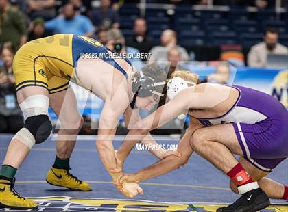 Thumbnail 1 in NYSPHSAA D2 Finals photogallery.
