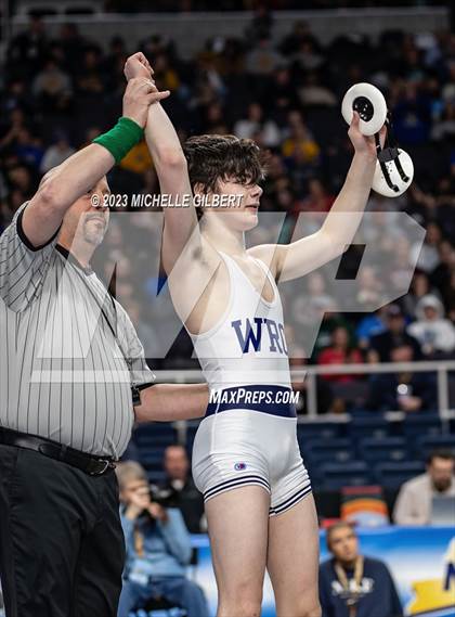 Thumbnail 2 in NYSPHSAA D2 Finals photogallery.