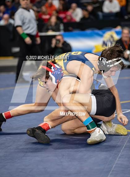 Thumbnail 2 in NYSPHSAA D2 Finals photogallery.