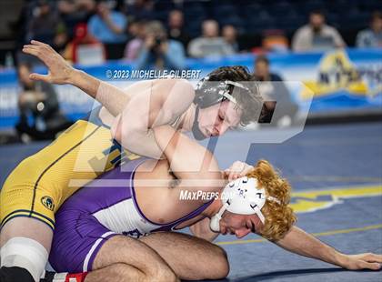 Thumbnail 1 in NYSPHSAA D2 Finals photogallery.