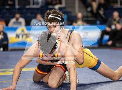 Thumbnail 1 in NYSPHSAA D2 Finals photogallery.
