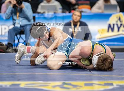 Thumbnail 1 in NYSPHSAA D2 Finals photogallery.