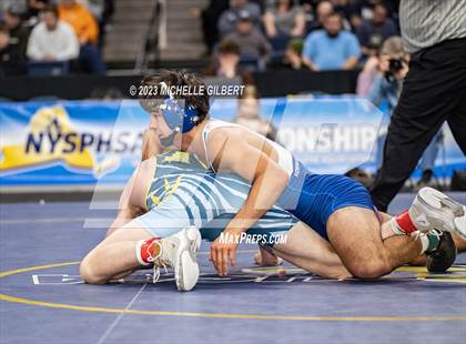 Thumbnail 3 in NYSPHSAA D2 Finals photogallery.