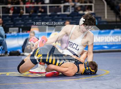 Thumbnail 3 in NYSPHSAA D2 Finals photogallery.