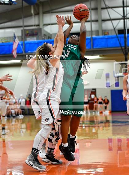 Thumbnail 3 in Lamar vs. Greenland (AAA 3A Regional Playoff) photogallery.