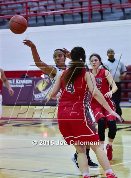 Thumbnail 3 in Lee [Robert E.] vs Warren (Edgewood Tournament) photogallery.