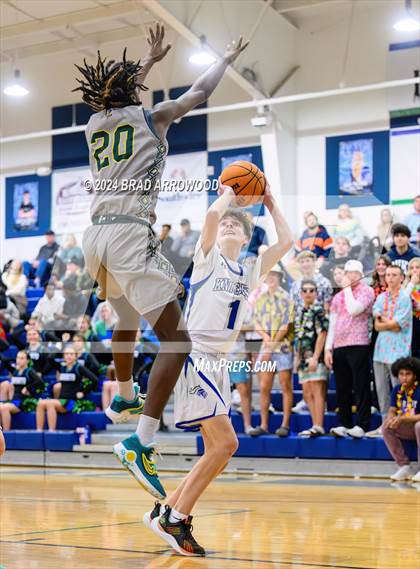 Thumbnail 2 in Central Cabarrus @ Lake Norman Charter photogallery.