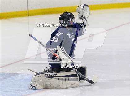 Thumbnail 2 in Wilton @ Stamford/Westhill photogallery.