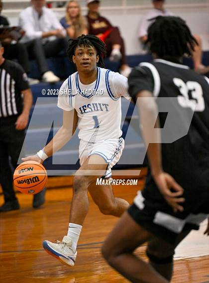 Thumbnail 3 in Hillsborough @ Jesuit photogallery.