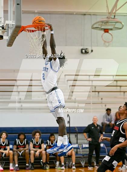 Thumbnail 1 in Hillsborough @ Jesuit photogallery.