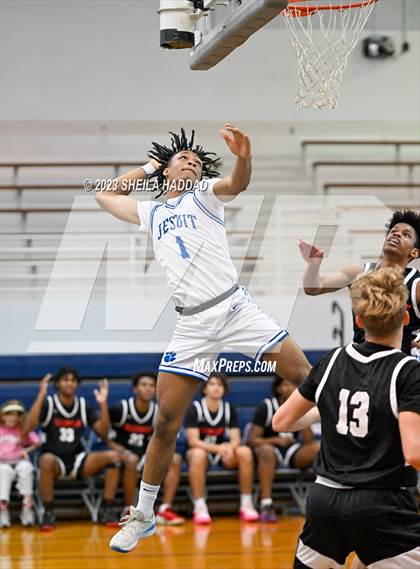 Thumbnail 2 in Hillsborough @ Jesuit photogallery.