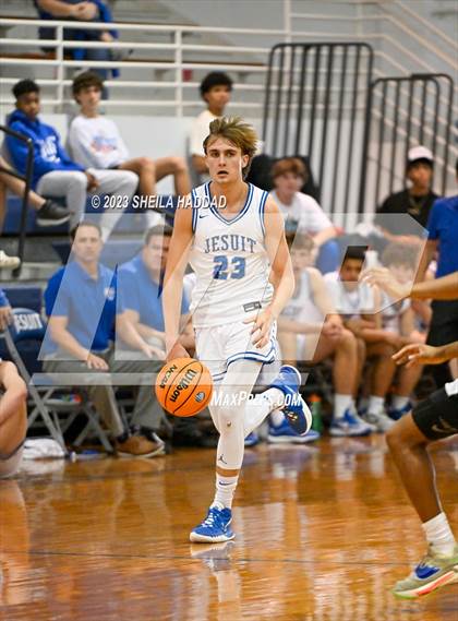 Thumbnail 2 in Hillsborough @ Jesuit photogallery.
