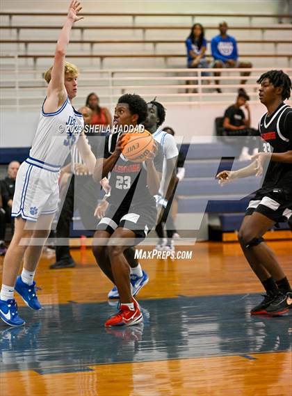 Thumbnail 1 in Hillsborough @ Jesuit photogallery.