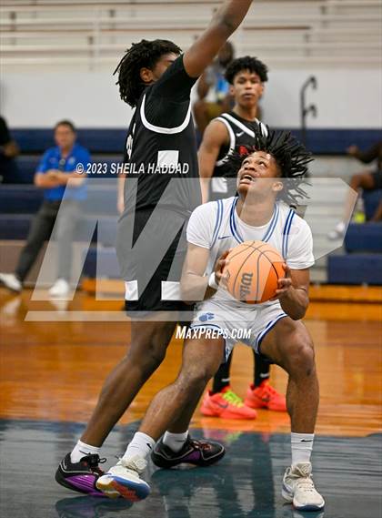 Thumbnail 1 in Hillsborough @ Jesuit photogallery.