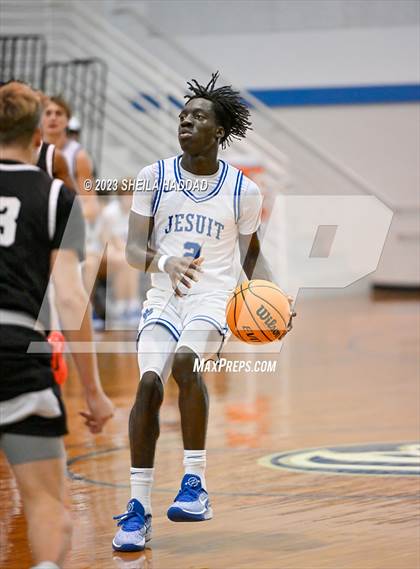 Thumbnail 3 in Hillsborough @ Jesuit photogallery.