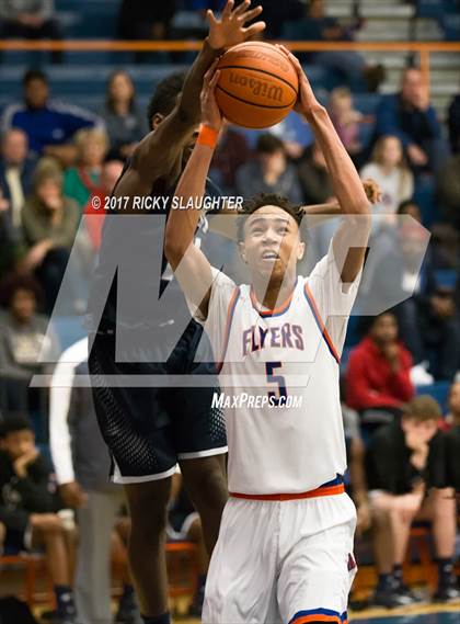 Thumbnail 3 in East St. Louis vs. St. Louis University photogallery.