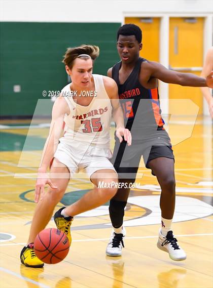 Thumbnail 1 in Chaparral vs. Thunderbird (Sunnyslope Hoopsgiving Basketball Tournament) photogallery.