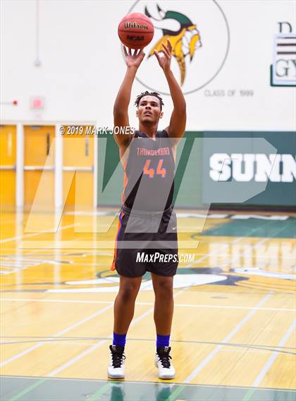 Thumbnail 1 in Chaparral vs. Thunderbird (Sunnyslope Hoopsgiving Basketball Tournament) photogallery.