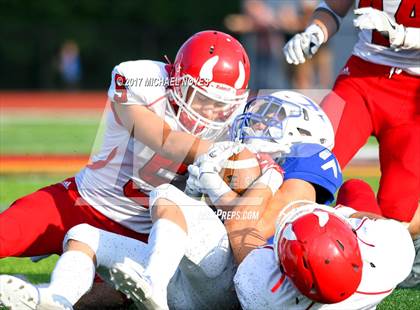Thumbnail 3 in Hinsdale Central vs. St. Xavier (Crosstown Showdown) photogallery.