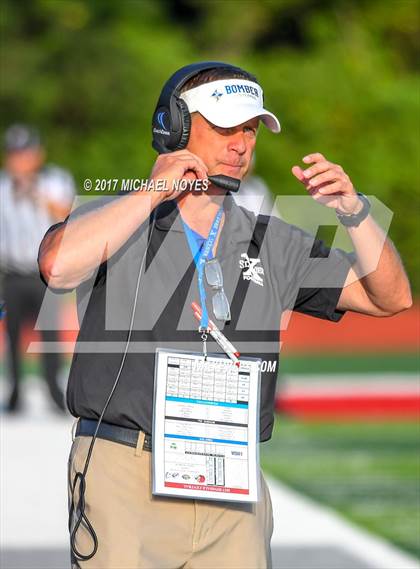 Thumbnail 1 in Hinsdale Central vs. St. Xavier (Crosstown Showdown) photogallery.