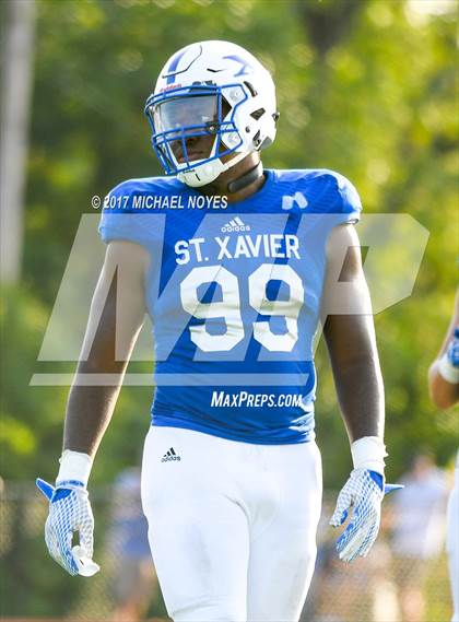 Thumbnail 3 in Hinsdale Central vs. St. Xavier (Crosstown Showdown) photogallery.