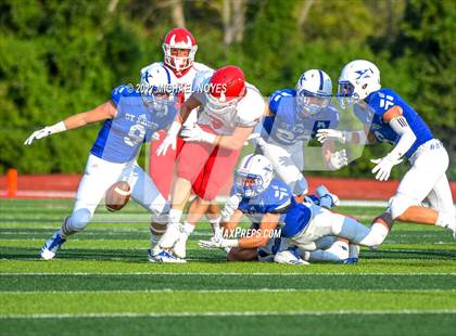 Thumbnail 2 in Hinsdale Central vs. St. Xavier (Crosstown Showdown) photogallery.