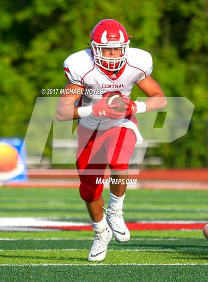 Thumbnail 1 in Hinsdale Central vs. St. Xavier (Crosstown Showdown) photogallery.