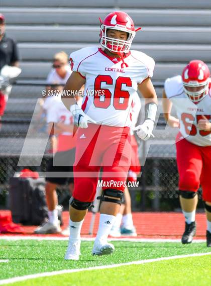 Thumbnail 1 in Hinsdale Central vs. St. Xavier (Crosstown Showdown) photogallery.