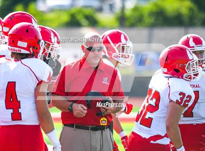 Thumbnail 1 in Hinsdale Central vs. St. Xavier (Crosstown Showdown) photogallery.