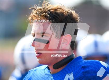 Thumbnail 2 in Hinsdale Central vs. St. Xavier (Crosstown Showdown) photogallery.