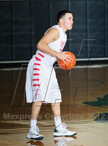 Thumbnail 3 in Pearce vs. Taft (McDonald's Texas Invitational) photogallery.