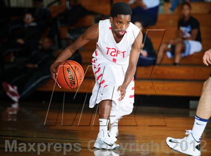 Thumbnail 1 in Pearce vs. Taft (McDonald's Texas Invitational) photogallery.