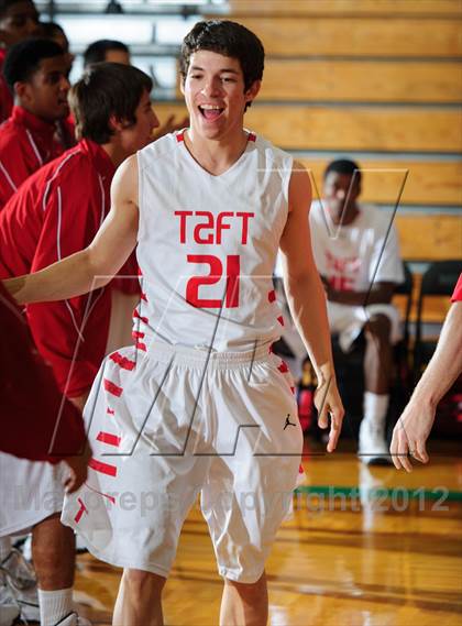 Thumbnail 3 in Pearce vs. Taft (McDonald's Texas Invitational) photogallery.