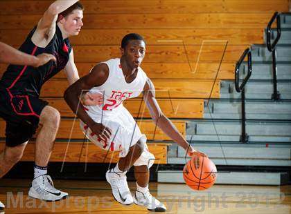 Thumbnail 1 in Pearce vs. Taft (McDonald's Texas Invitational) photogallery.