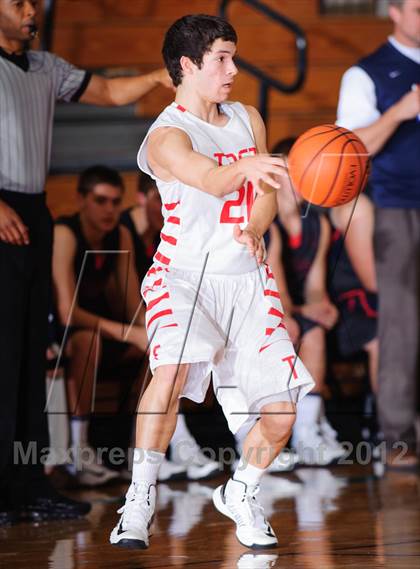 Thumbnail 1 in Pearce vs. Taft (McDonald's Texas Invitational) photogallery.