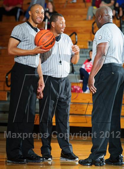 Thumbnail 2 in Pearce vs. Taft (McDonald's Texas Invitational) photogallery.