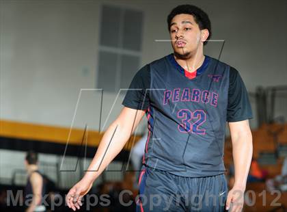 Thumbnail 3 in Pearce vs. Taft (McDonald's Texas Invitational) photogallery.