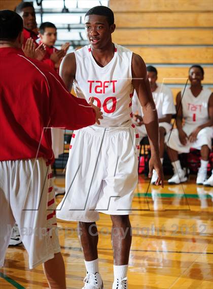 Thumbnail 1 in Pearce vs. Taft (McDonald's Texas Invitational) photogallery.