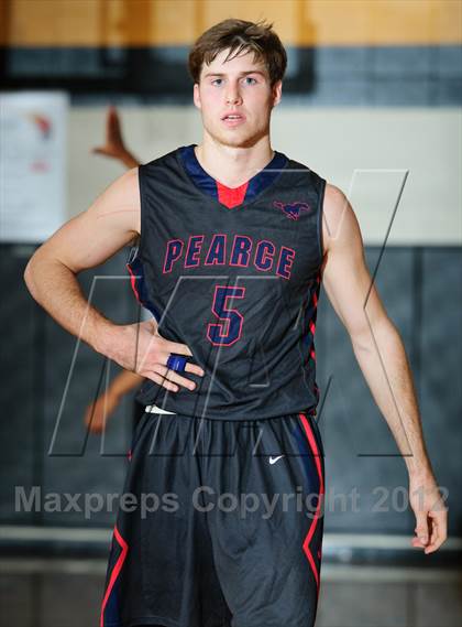 Thumbnail 1 in Pearce vs. Taft (McDonald's Texas Invitational) photogallery.