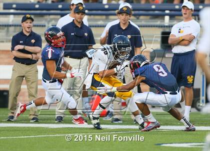 Thumbnail 3 in Centennial vs. Highland Park (Tom Landry Classic) photogallery.