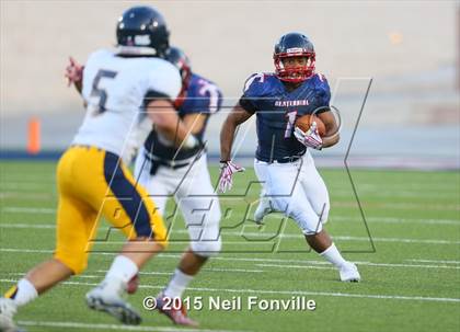 Thumbnail 3 in Centennial vs. Highland Park (Tom Landry Classic) photogallery.