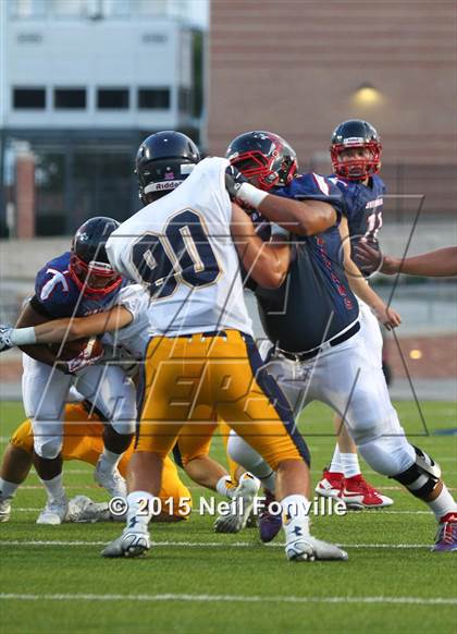Thumbnail 1 in Centennial vs. Highland Park (Tom Landry Classic) photogallery.