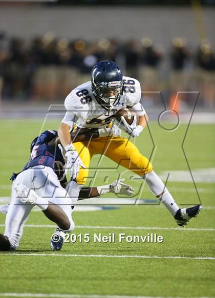 Thumbnail 3 in Centennial vs. Highland Park (Tom Landry Classic) photogallery.