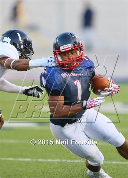 Thumbnail 2 in Centennial vs. Highland Park (Tom Landry Classic) photogallery.