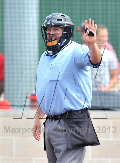 Thumbnail 2 in Melissa vs Spring Hill (UIL 3A Region 2 Semifinals) photogallery.