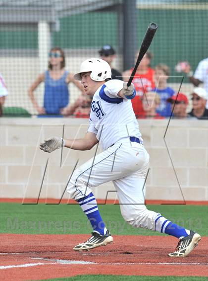 Thumbnail 3 in Melissa vs Spring Hill (UIL 3A Region 2 Semifinals) photogallery.